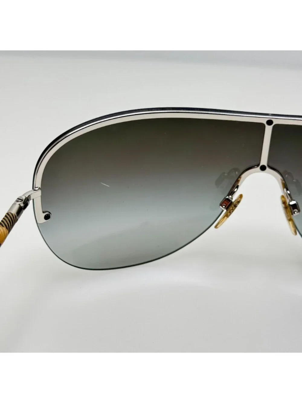 Burberry Sunglasses B 3063 1005/8G Italy 3N 125